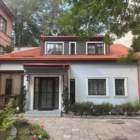 Memel Townhouse Apartamentai كلابيدا المظهر الخارجي الصورة