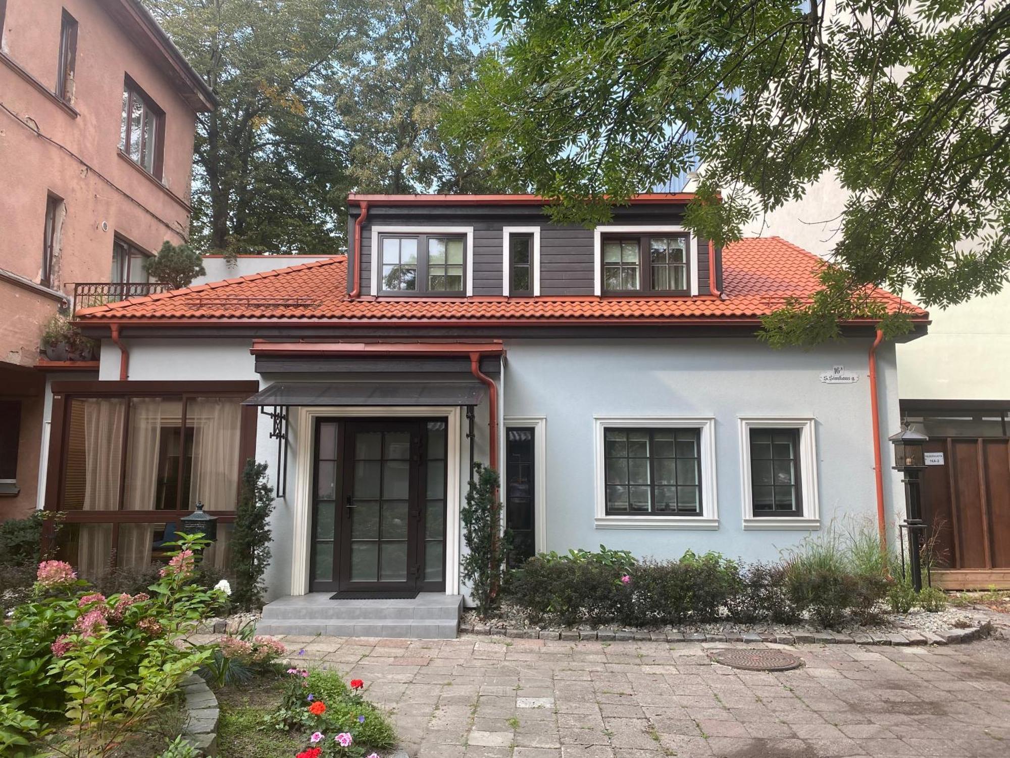 Memel Townhouse Apartamentai كلابيدا المظهر الخارجي الصورة